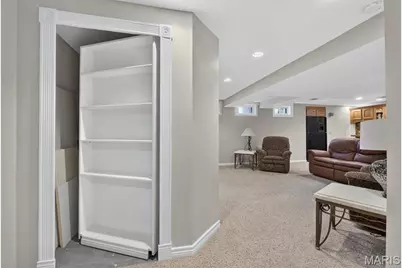 14814 Straub Hill Lane, Chesterfield, MO 63017 - Photo 54
