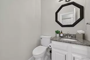 14814 Straub Hill Ln, Chesterfield, MO 63017 - Photo 26