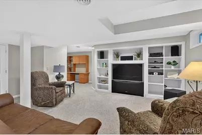 14814 Straub Hill Lane, Chesterfield, MO 63017 - Photo 44