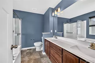 13 Stone Bridge Ct, Moscow Mills, MO 63362 - Photo 16