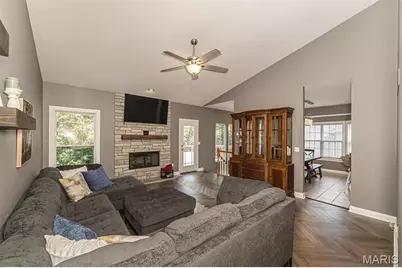 1652 Ivy Chase Lane, Fenton, MO 63026 - Photo 8
