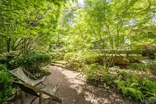 33 Narragansett Dr, Ladue, MO 63124 - Photo 28