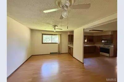 2120 Argo Drive, Florissant, MO 63031 - Photo 6