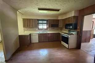 2120 Argo Dr, Florissant, MO 63031 - Photo 4