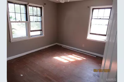 7516 Calvin Avenue, Saint Louis, MO 63136 - Photo 4