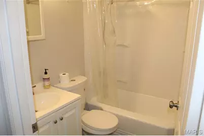 7452 Esterbrook Drive, Saint Louis, MO 63136 - Photo 12