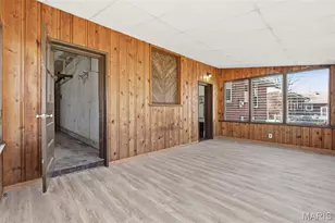 1083 Jennings Station Rd, Saint Louis, MO 63137 - Photo 10