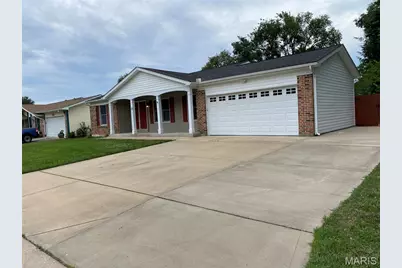 28 Countrywood Drive, Saint Peters, MO 63376 - Photo 2