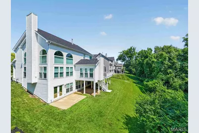 9326 Caddyshack Circle, Saint Louis, MO 63127 - Photo 2
