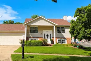 2528 Stillwater Dr, O'Fallon, MO 63368 - Photo 2