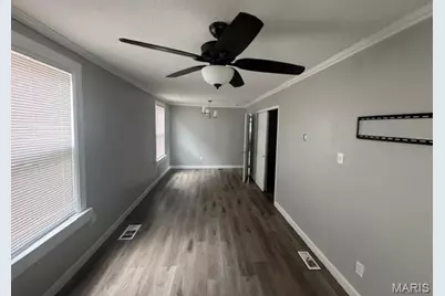 8531 Jane Avenue, Saint Louis, MO 63121 - Photo 2