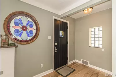 5742 Tholozan Avenue, Saint Louis, MO 63109 - Photo 6
