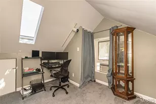 5742 Tholozan Ave, Saint Louis, MO 63109 - Photo 32
