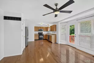 4373 Bristol View Ct, Saint Louis, MO 63129 - Photo 12