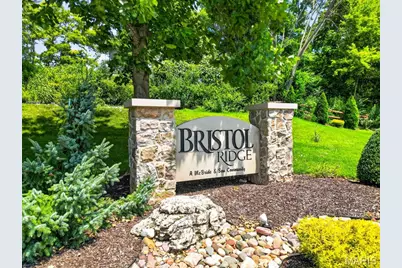 4373 Bristol View Court, Saint Louis, MO 63129 - Photo 4