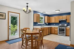 235 Surrey Ct, O'Fallon, MO 63366 - Photo 8