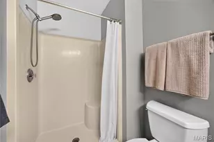 235 Surrey Ct, O'Fallon, MO 63366 - Photo 20