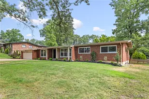 525 Beaucaire Dr, Saint Louis, MO 63122 - Photo 2