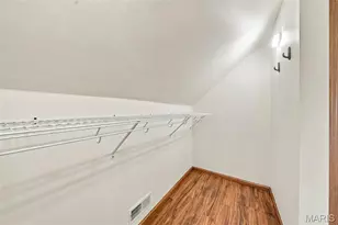 5717 Oleatha Ave, Saint Louis, MO 63139 - Photo 18