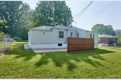 10147 Jepson Drive, Saint Louis, MO 63137 - Photo 20