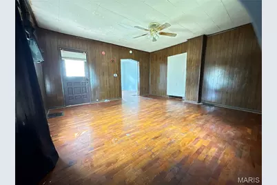 1218 Walnut Street, Hannibal, MO 63401 - Photo 4