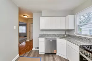 105 Anabel Ave, Ferguson, MO 63135 - Photo 16