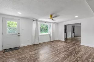 388 Walls Ford Rd, Saint Clair, MO 63077 - Photo 8