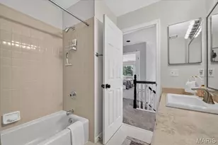 935 Barnard College Ln, Saint Louis, MO 63130 - Photo 38
