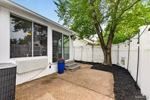 935 Barnard College Ln, Saint Louis, MO 63130 - Photo 42