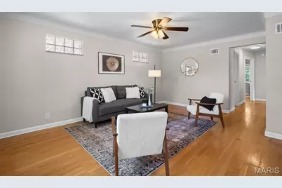 3927 French Court, Saint Louis, MO 63116 - Photo 6