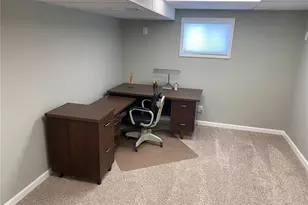 1310 Country Club Dr, Hannibal, MO 63401 - Photo 10