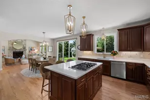 1543 Windridge Ct, Des Peres, MO 63131 - Photo 12
