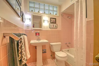 501 Larsen Lane, Saint Louis, MO 63126 - Photo 20