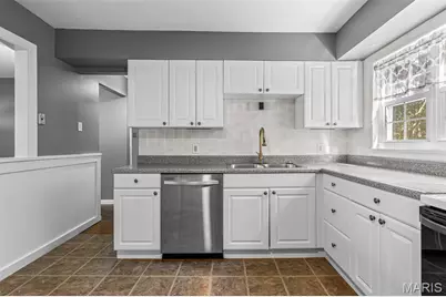 305 Amend Drive, Saint Louis, MO 63129 - Photo 6