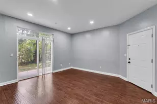 1236 Gardens Circle Dr, Saint Louis, MO 63125 - Photo 10