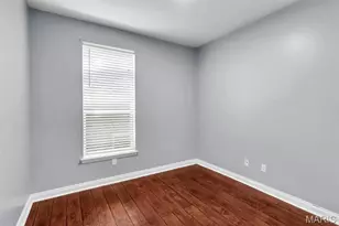 1236 Gardens Circle Dr, Saint Louis, MO 63125 - Photo 20