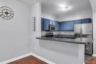 1236 Gardens Circle Dr, Saint Louis, MO 63125 - Photo 4