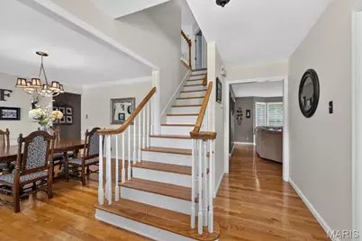 2358 Fairoyal Drive, Des Peres, MO 63131 - Photo 4