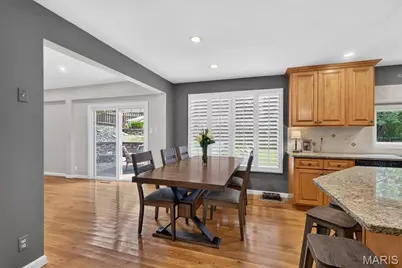 2358 Fairoyal Drive, Des Peres, MO 63131 - Photo 18