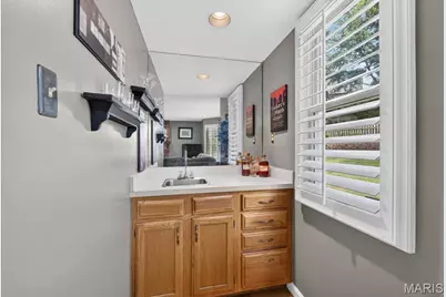 2358 Fairoyal Drive, Des Peres, MO 63131 - Photo 12