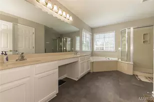 12 Chasselle Ln, Creve Coeur, MO 63141 - Photo 22