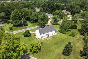 12 Chasselle Ln, Creve Coeur, MO 63141 - Photo 40