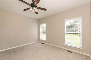 12 Chasselle Ln, Creve Coeur, MO 63141 - Photo 16