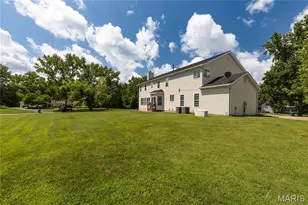 12 Chasselle Ln, Creve Coeur, MO 63141 - Photo 36