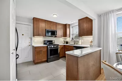 7745 Kingsbury Boulevard #22, Saint Louis, MO 63105 - Photo 12