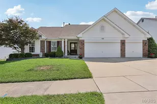 722 Grandview Rdg Ct, Eureka, MO 63025 - Photo 2