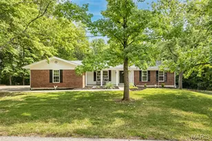 5927 Lafayette Dr, Weldon Spring, MO 63304 - Photo 2