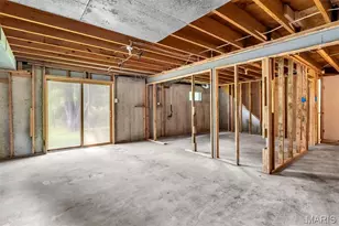 5537 Valleyside Ln, Saint Louis, MO 63128 - Photo 28