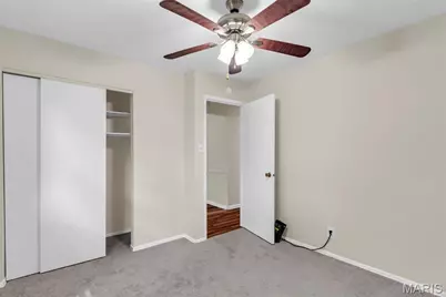 5537 Valleyside Lane, Saint Louis, MO 63128 - Photo 18