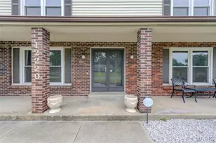 12220 Winterset Dr, Black Jack, MO 63033 - Photo 4